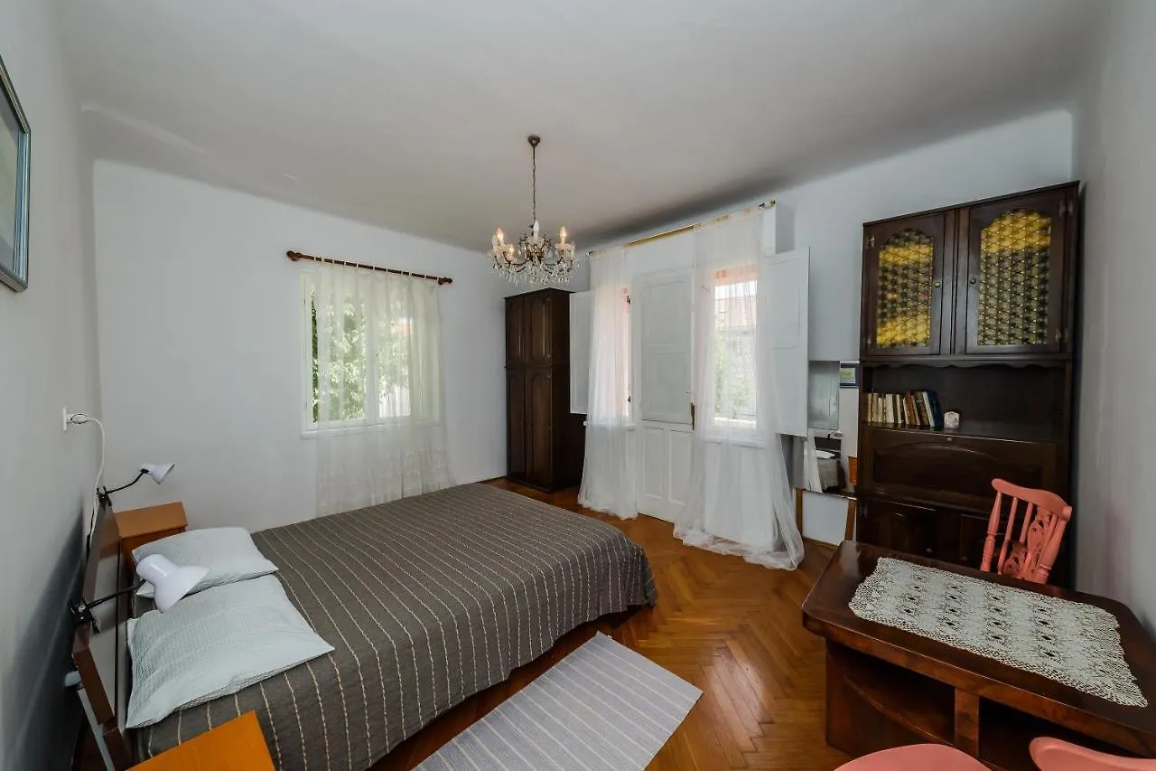 Guest house III Jelenko Hotel Kastela