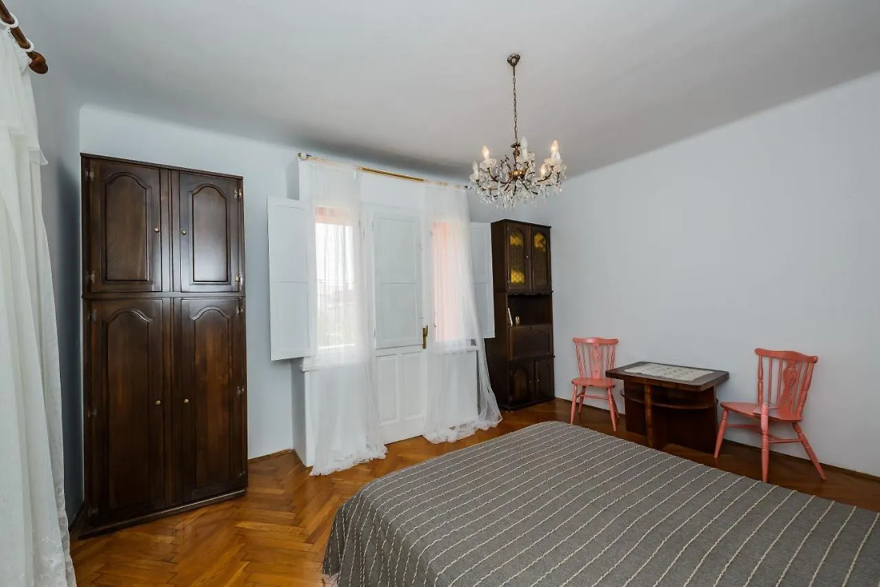 III Jelenko Hotel Kastela